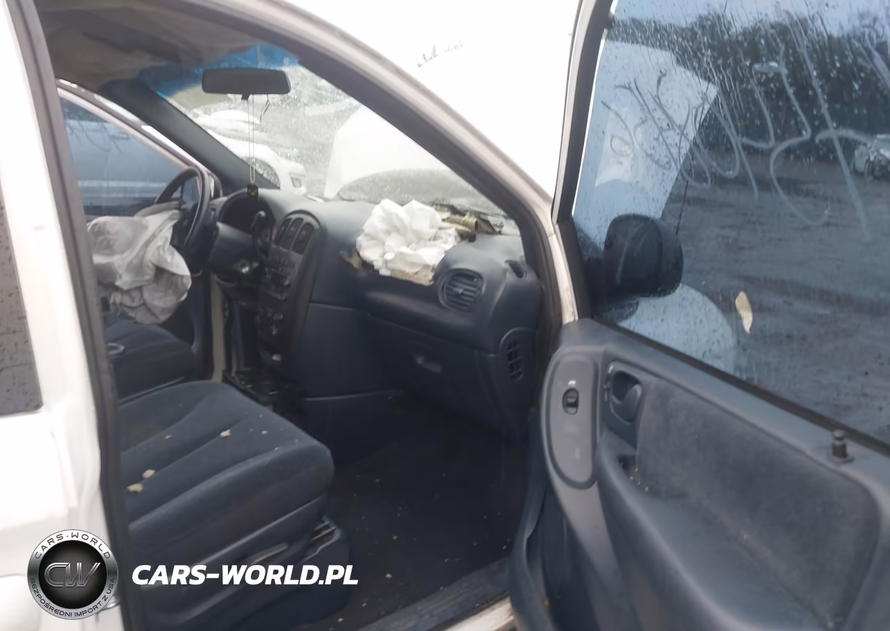 2001 Chrysler Voyager Lx VIN:1C4GJ45311B246101 - 5
