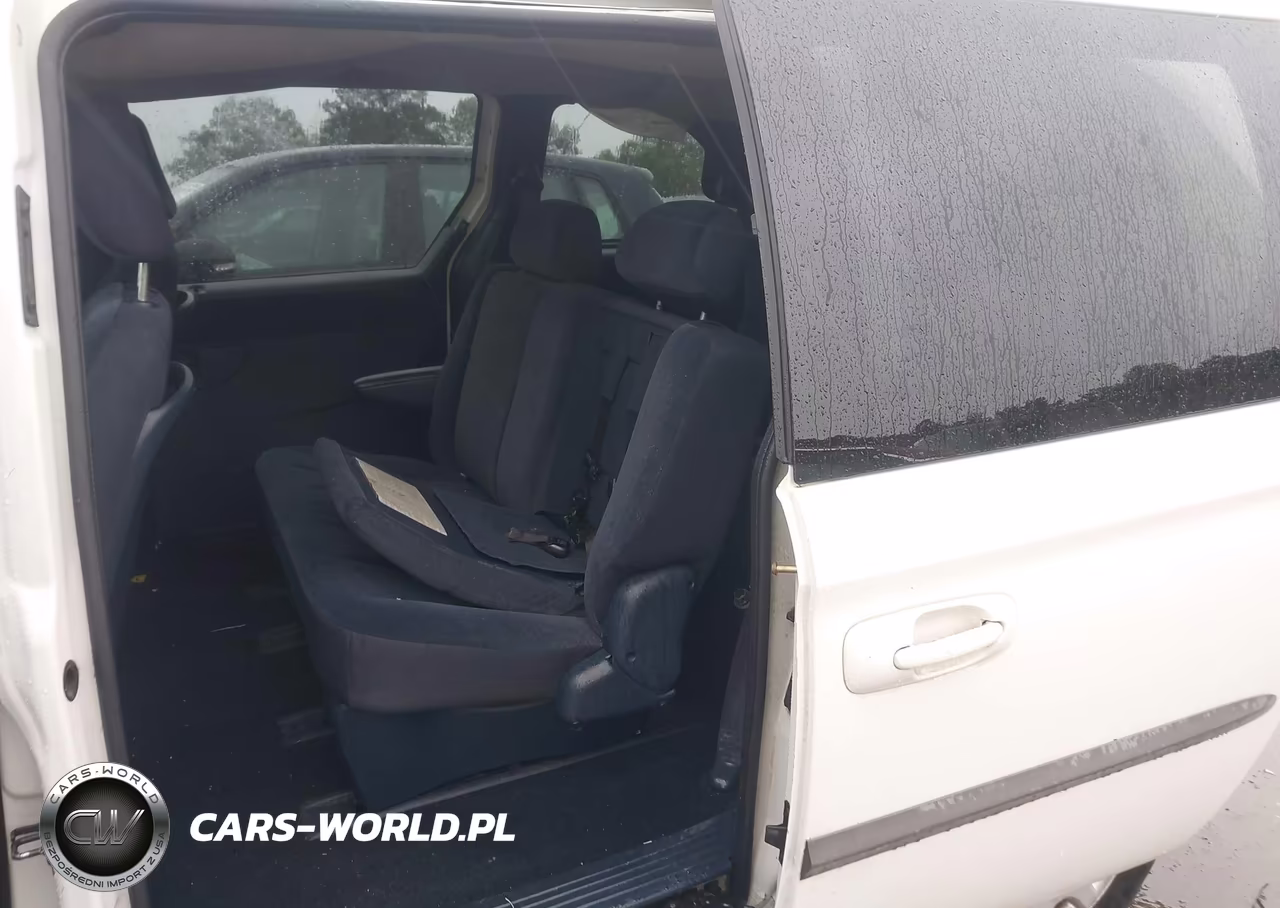 2001 Chrysler Voyager Lx VIN:1C4GJ45311B246101 - 8