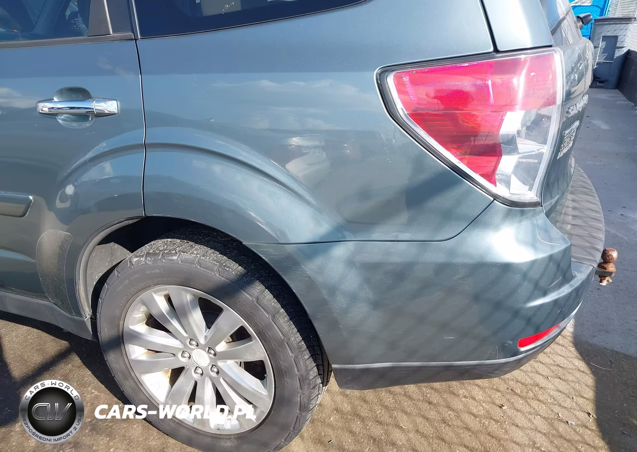 2011 Subaru Forester 2.5X Premium VIN:JF2SHBDC3BH779711 - 12