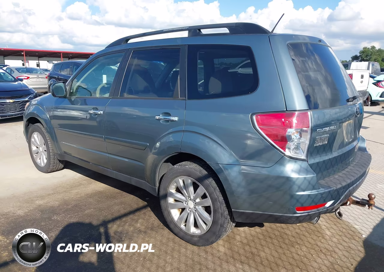 2011 Subaru Forester 2.5X Premium VIN:JF2SHBDC3BH779711 - 3