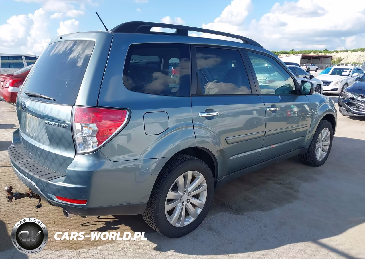 2011 Subaru Forester 2.5X Premium VIN:JF2SHBDC3BH779711 - 4