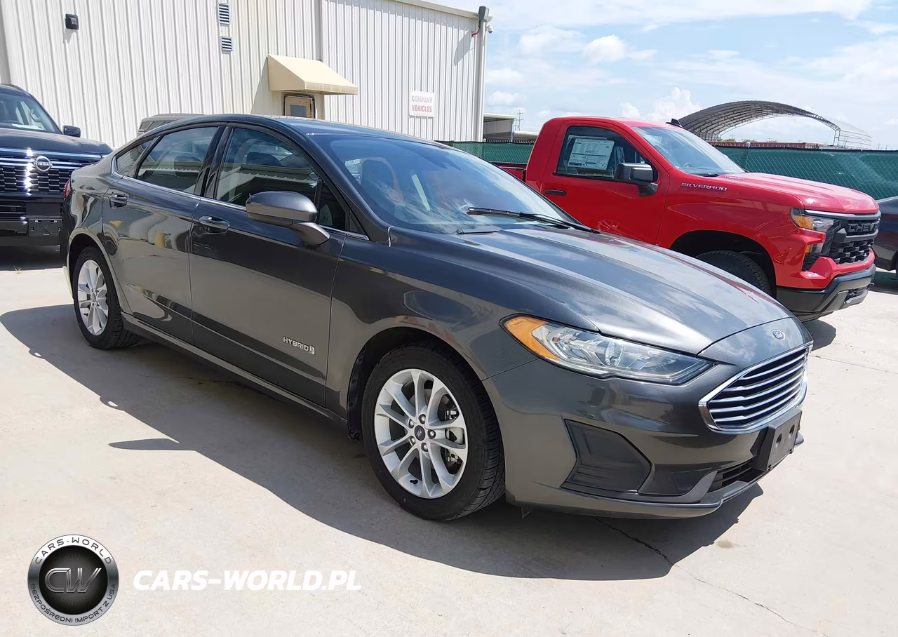 2019 Ford Fusion Hybrid Se – zdjęcie 1 z 17