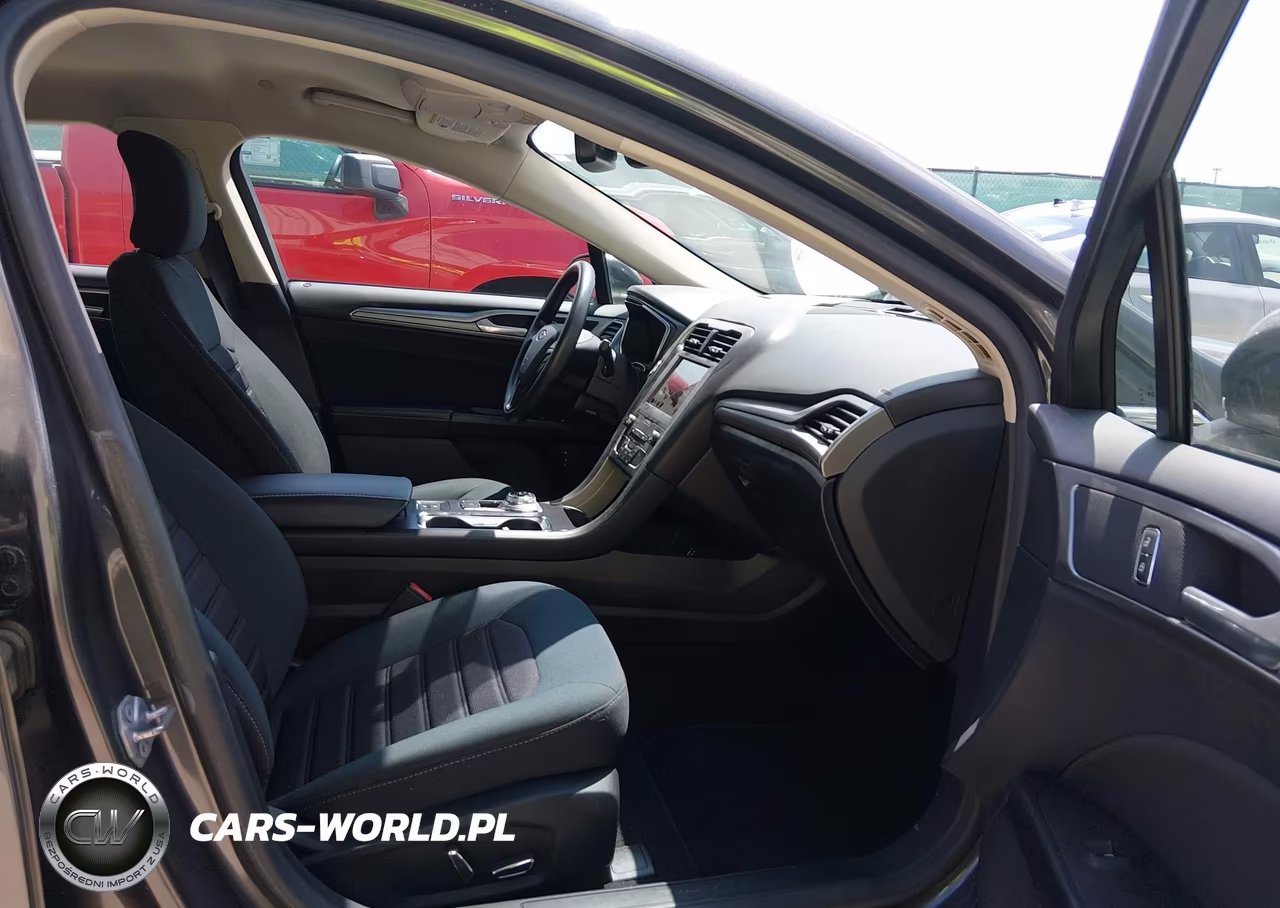 2019 Ford Fusion Hybrid Se VIN:3FA6P0LU9KR274424 - 5