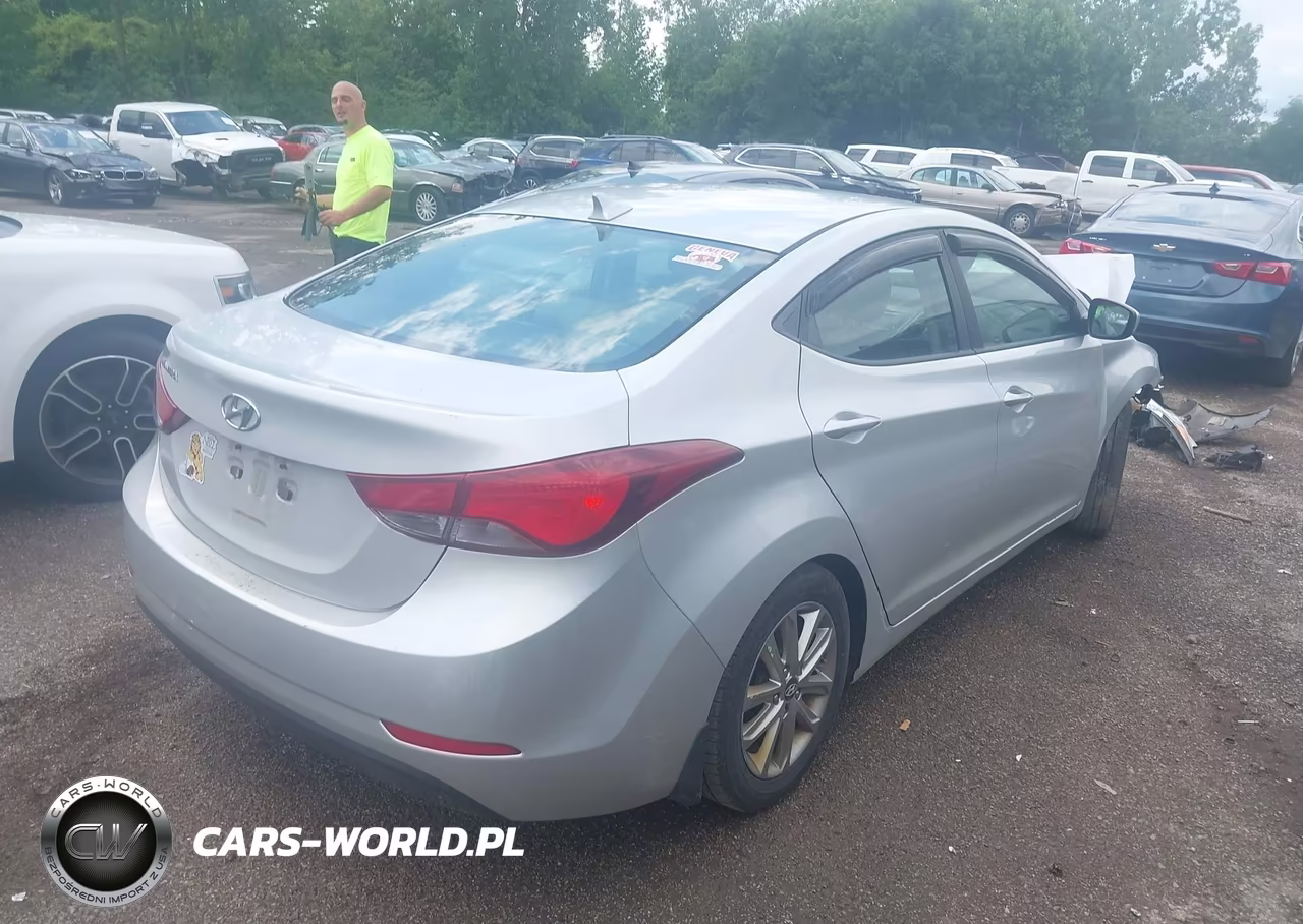 2015 Hyundai Elantra Se VIN:5NPDH4AE4FH629252 - 4