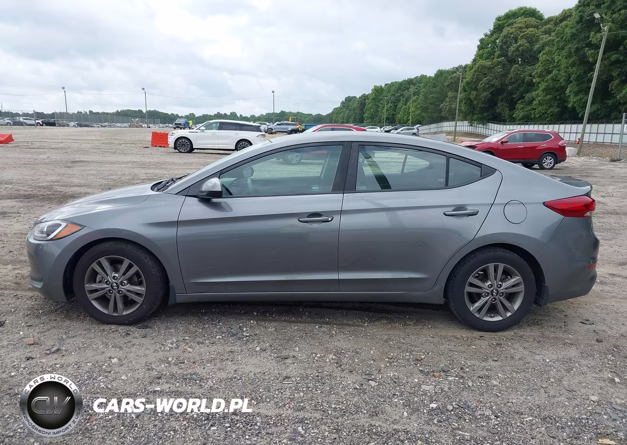 2018 Hyundai Elantra Sel VIN:5NPD84LF3JH343908 - 14