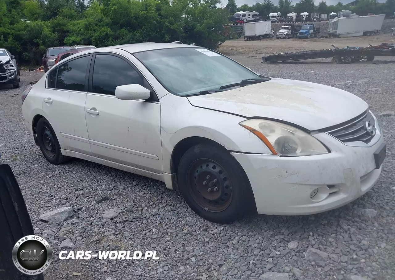 2010 Nissan Altima 2.5 S – zdjęcie 1 z 11