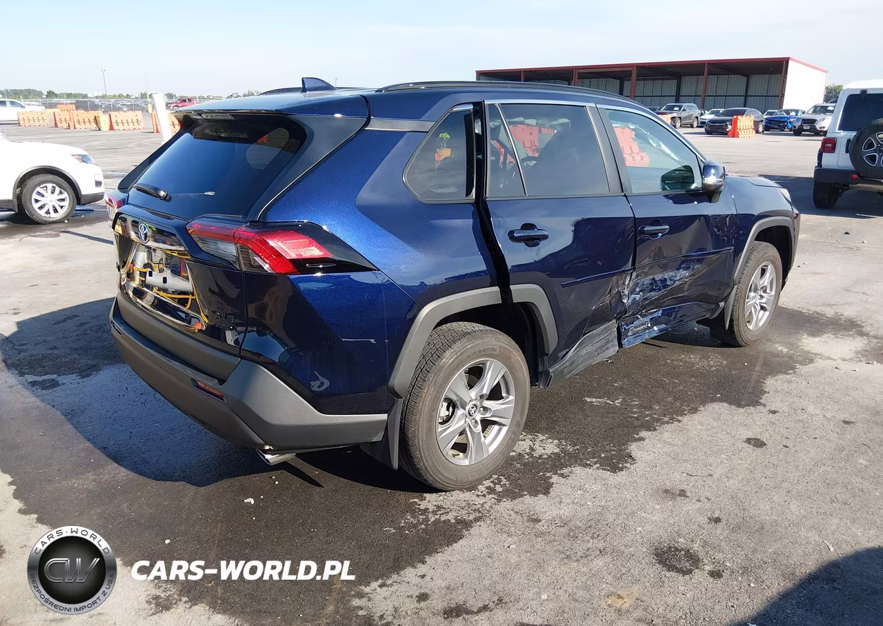 2025 Toyota Rav4 Xle VIN:2T3P1RFV4SW625292 - 4
