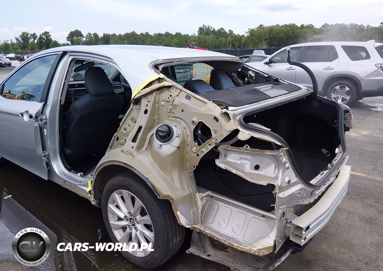 2018 Toyota Camry Le VIN:4T1B11HK9JU060138 - 6