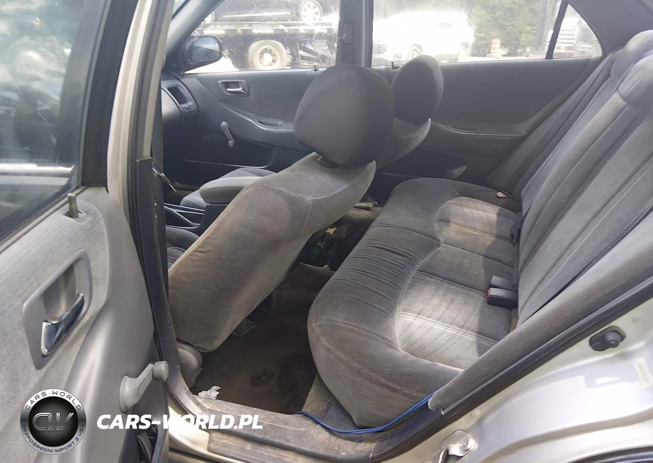 2000 Honda Accord 2.3 Dx VIN:1HGCF8645YA144915 - 8