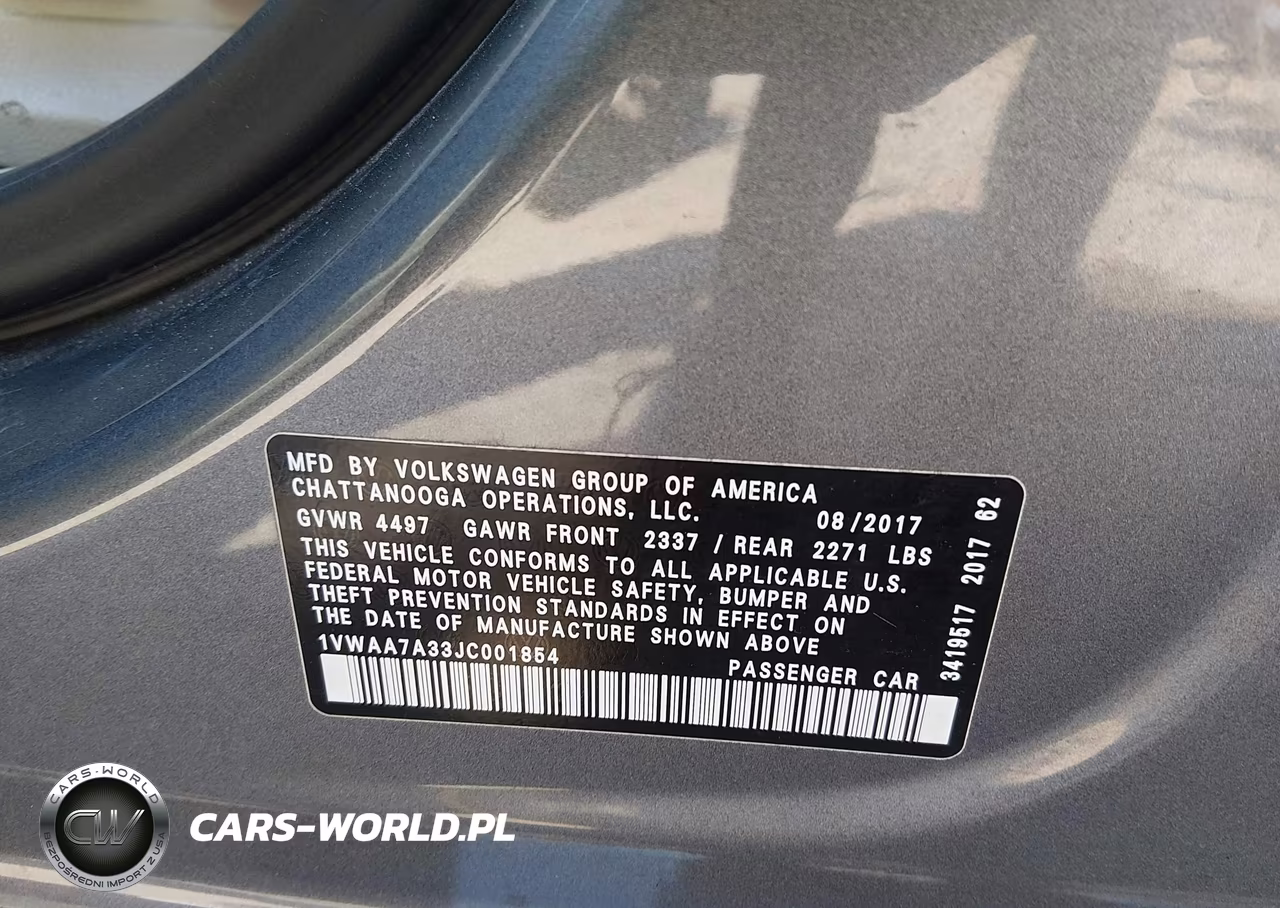 2018 Volkswagen Passat 2.0T R-Line-2.0T S VIN:1VWAA7A33JC001854 - 9