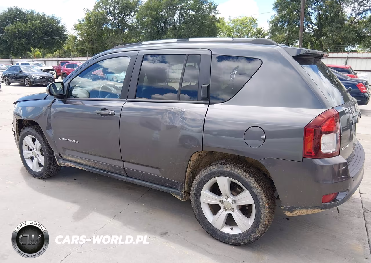 2016 Jeep Compass Latitude VIN:1C4NJDEB7GD630864 - 14