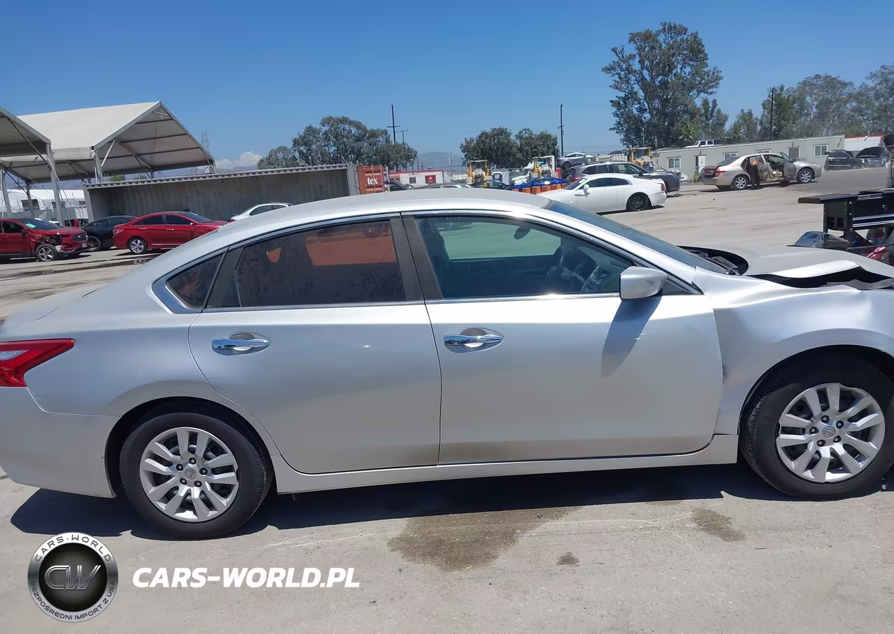 2016 Nissan Altima 2.5 VIN:1N4AL3AP4GC166111 - 13