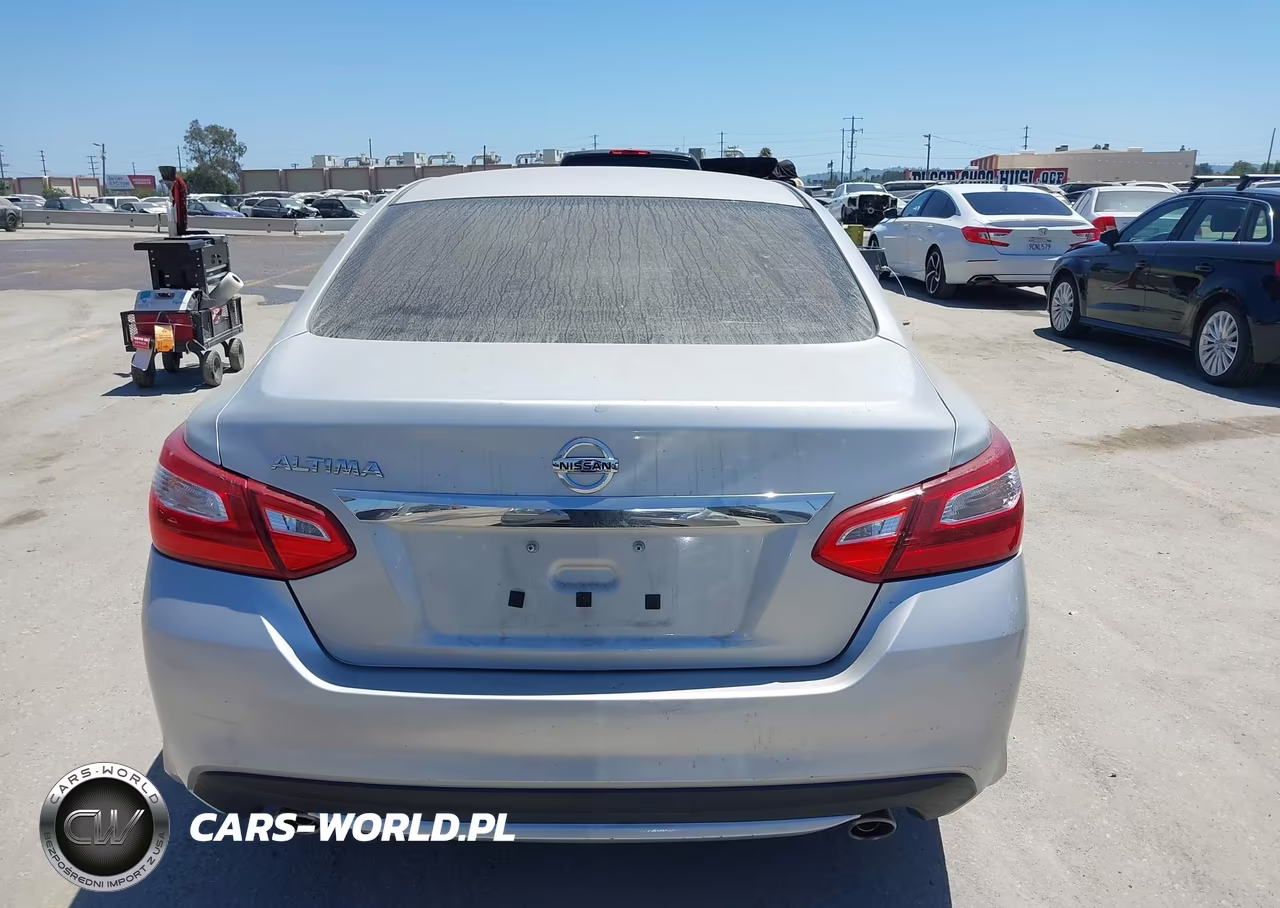 2016 Nissan Altima 2.5 VIN:1N4AL3AP4GC166111 - 16
