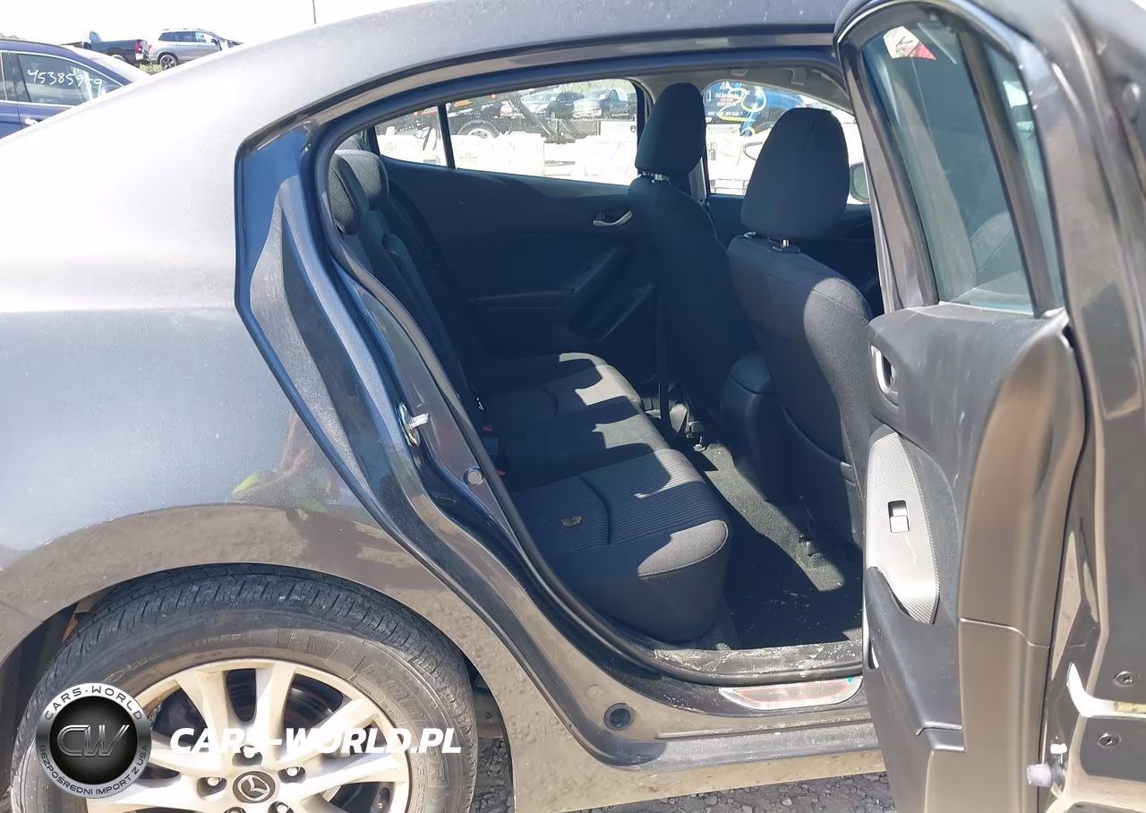 2016 Mazda Mazda3 I Sport VIN:JM1BM1U78G1293614 - 8