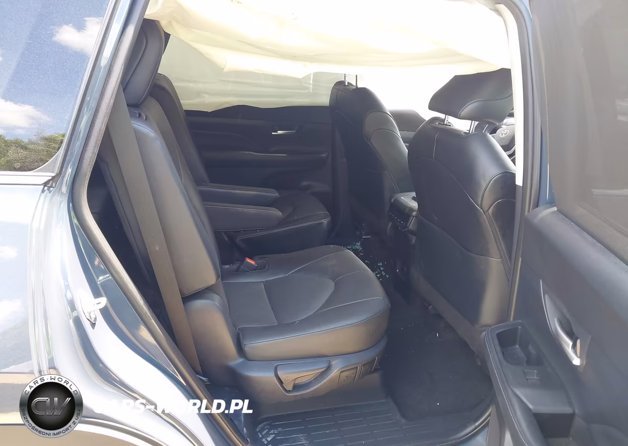 2024 Toyota Grand Highlander Xle VIN:5TDAAAB54RS068263 - 8