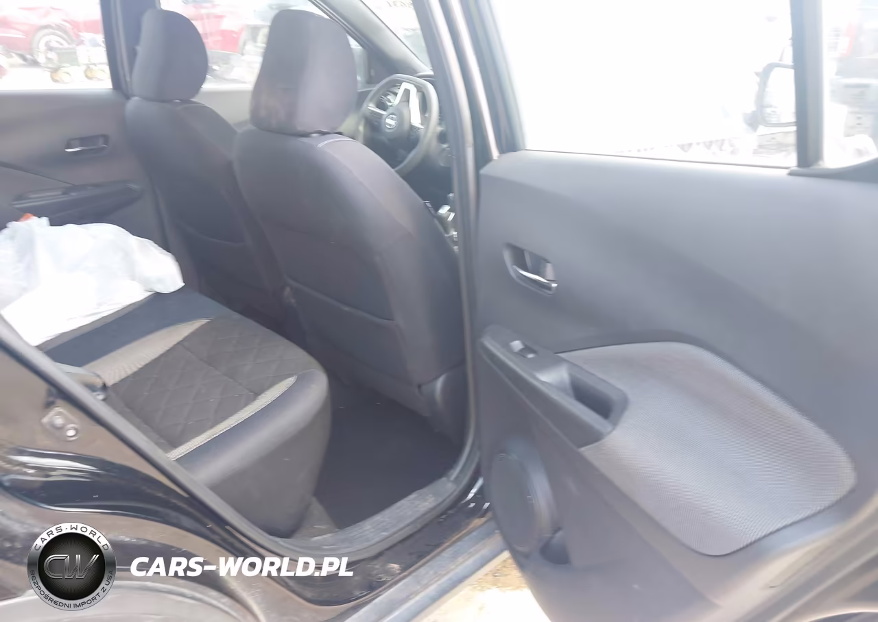 2018 Nissan Kicks Sv VIN:3N1CP5CU7JL511653 - 8
