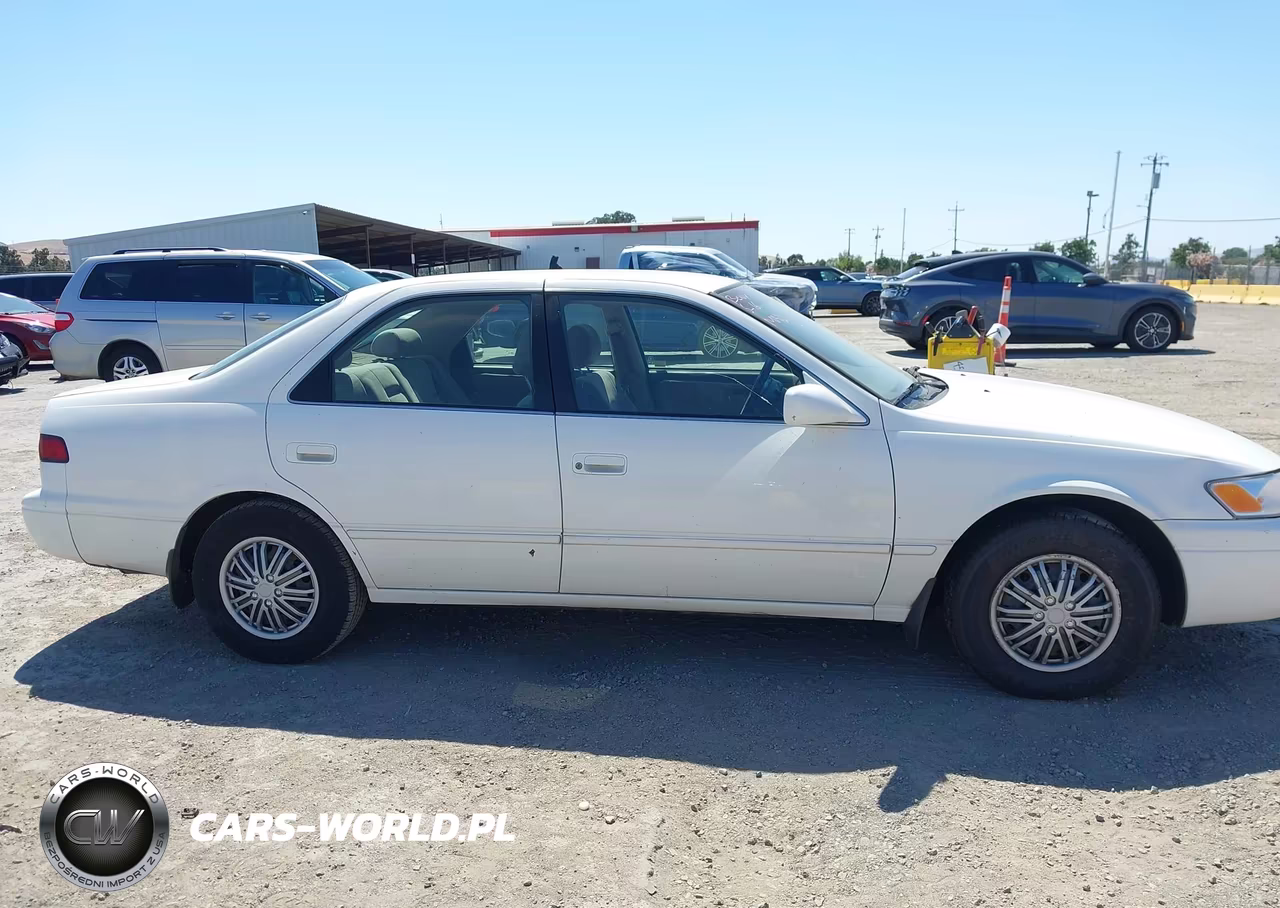 1998 Toyota Camry Le VIN:JT2BG28K1W0216205 - 15
