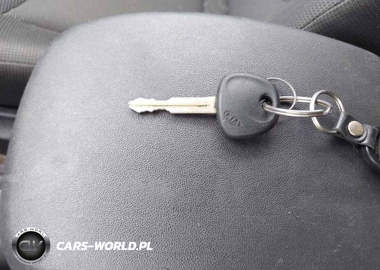 2010 Kia Soul + VIN:KNDJT2A23A7039214 - 11