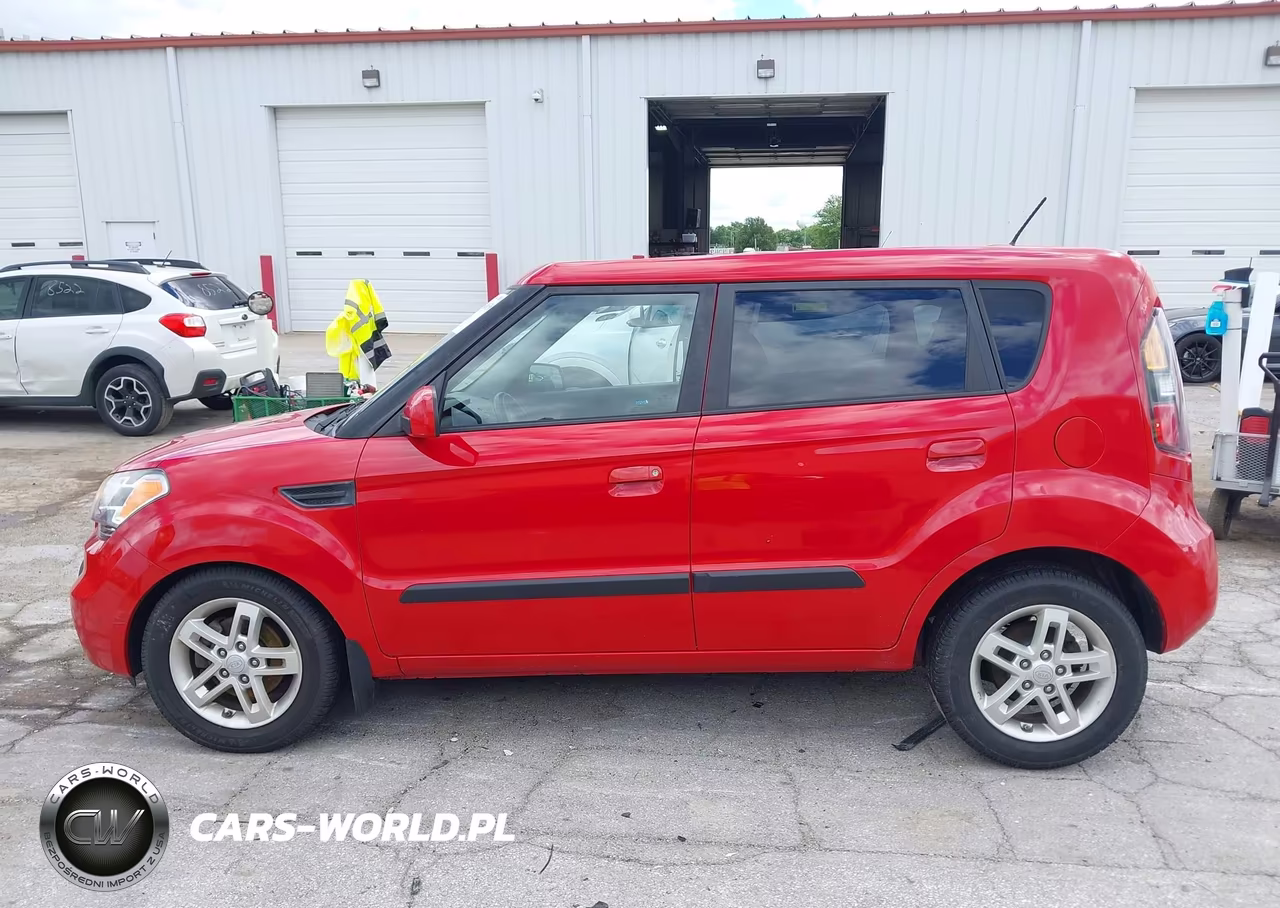 2010 Kia Soul + VIN:KNDJT2A23A7039214 - 14