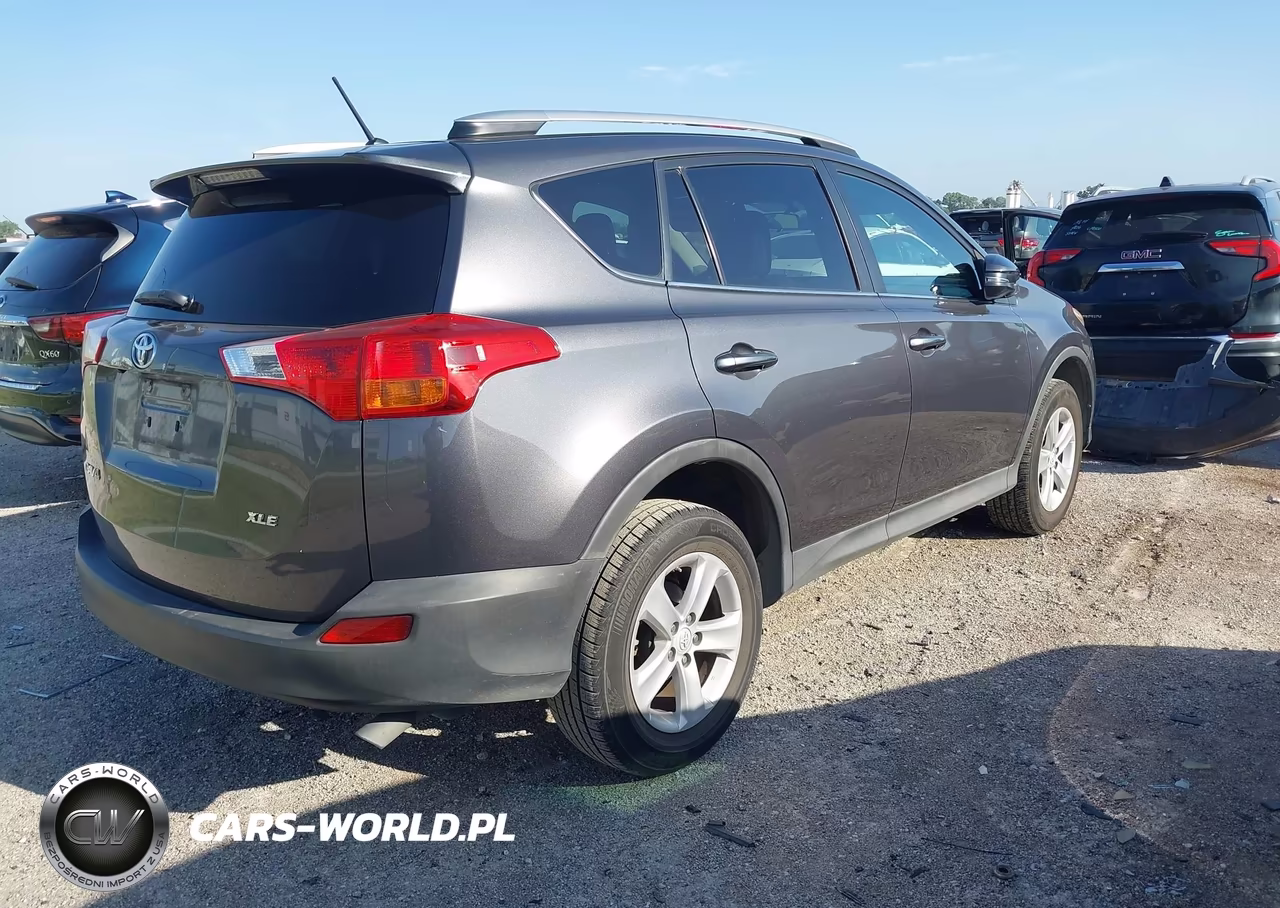 2013 Toyota Rav4 Xle VIN:2T3WFREV7DW064040 - 4