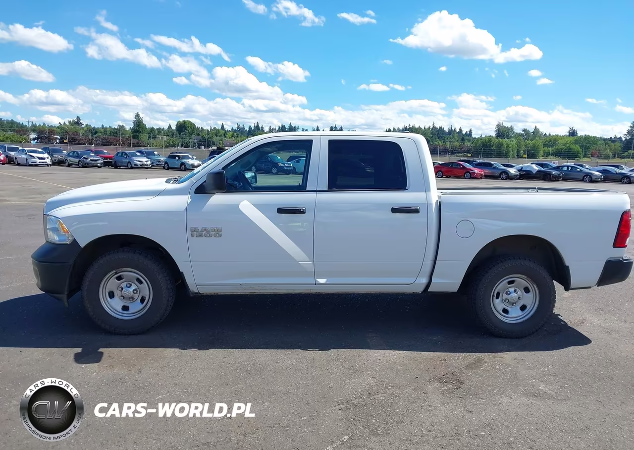 2018 Ram 1500 Tradesman 4X4 5'7 Box VIN:1C6RR7KG5JS300520 - 14