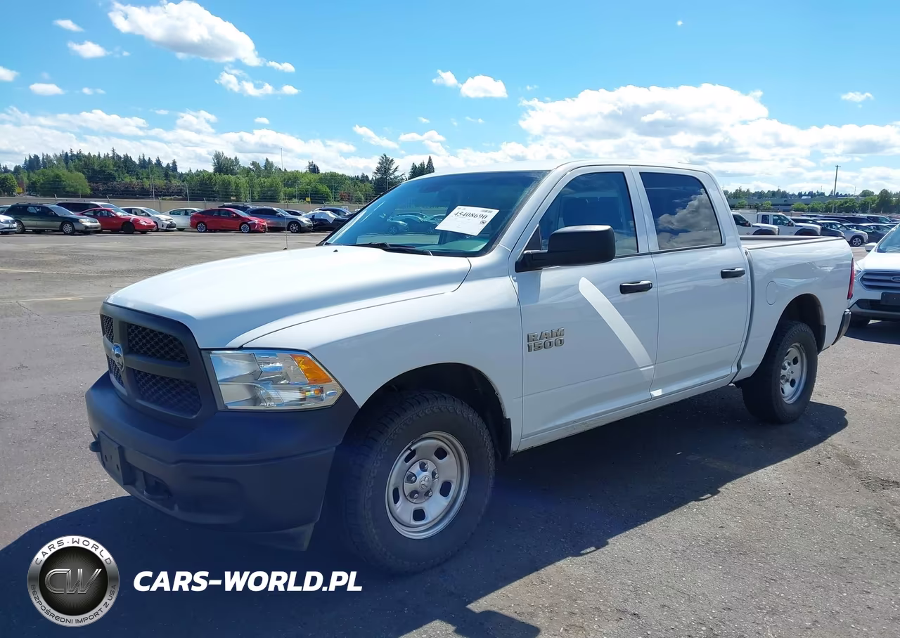 2018 Ram 1500 Tradesman 4X4 5'7 Box VIN:1C6RR7KG5JS300520 - 2
