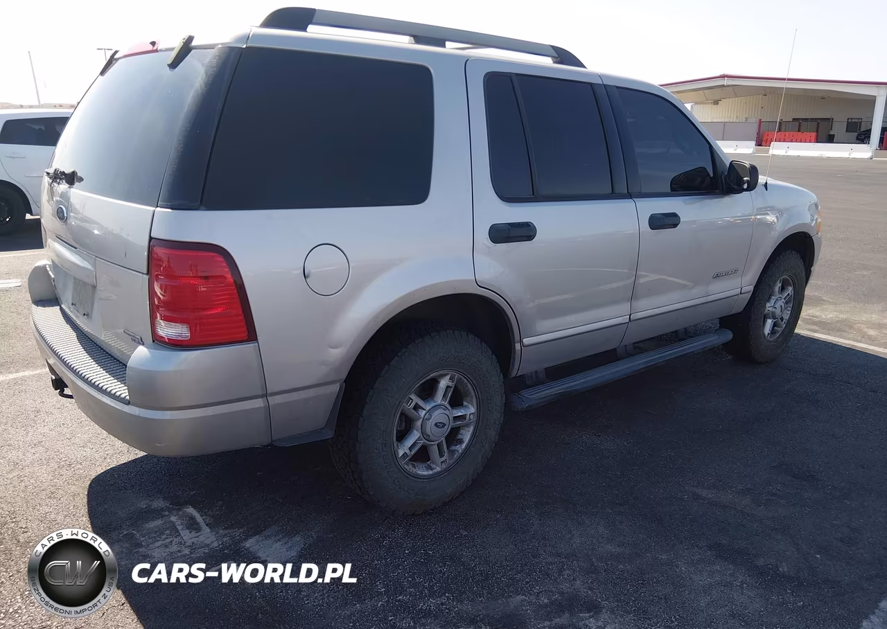 2005 Ford Explorer Xlt-Xlt Sport VIN:1FMZU73E85UC04861 - 4