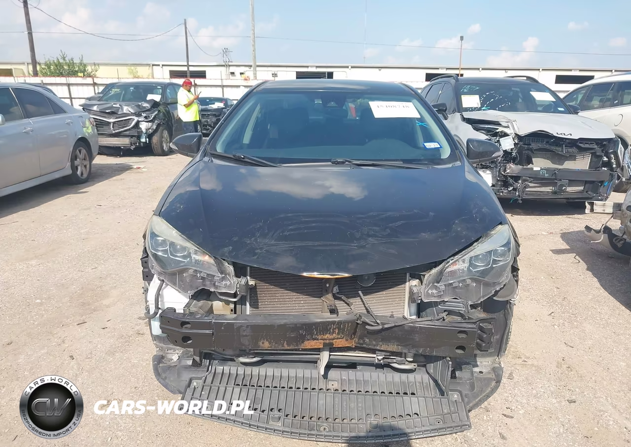 2018 Toyota Corolla Se VIN:5YFBURHE5JP845435 - 13