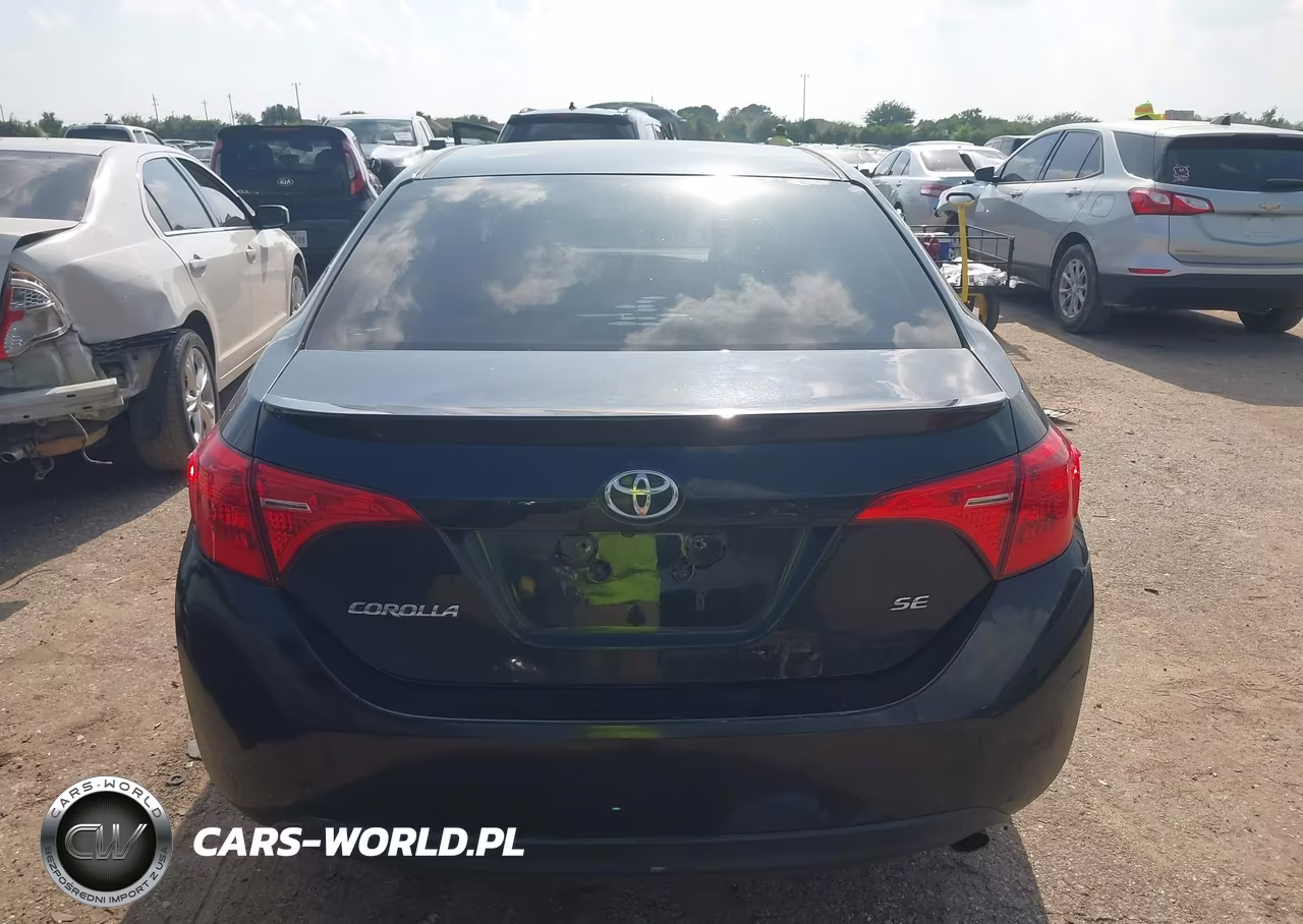 2018 Toyota Corolla Se VIN:5YFBURHE5JP845435 - 17