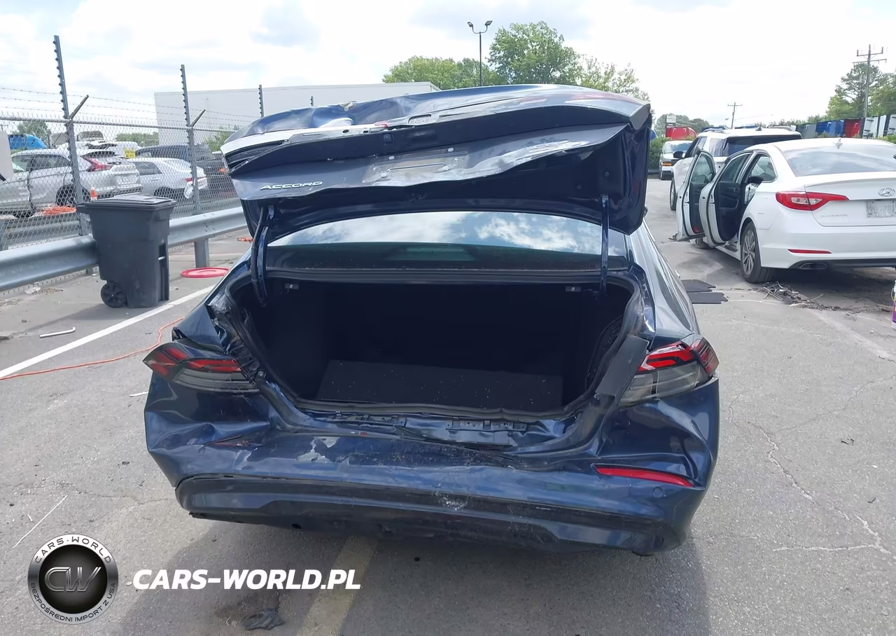 2025 Honda Accord Hybrid Touring VIN:1HGCY2F83SA028677 - 16