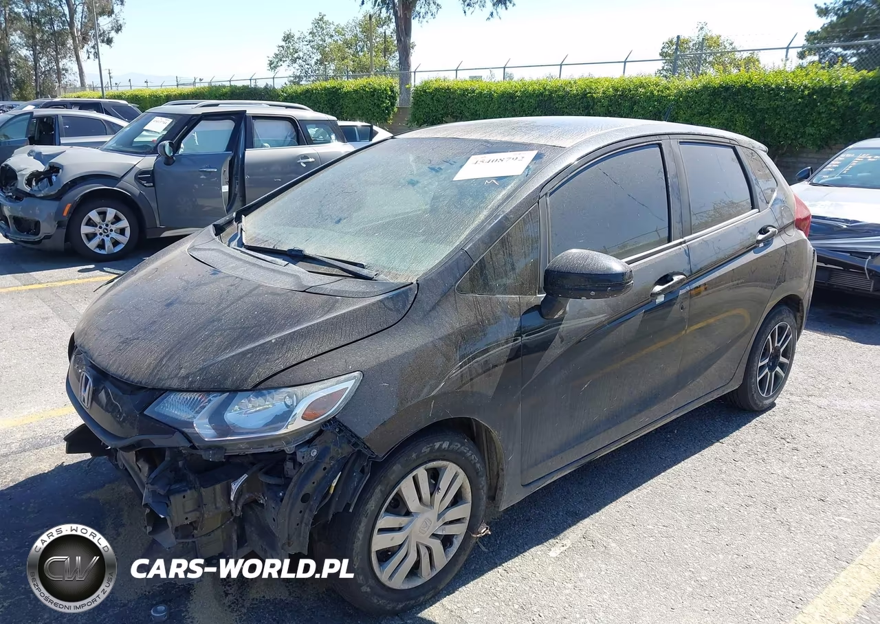 2015 Honda Fit Lx VIN:3HGGK5H52FM750061 - 2