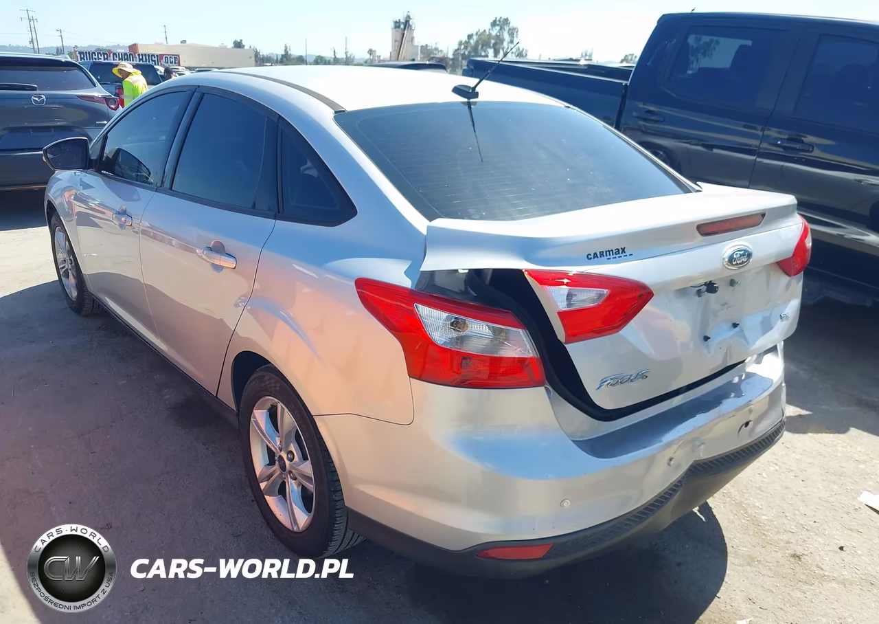 2013 Ford Focus Se VIN:1FADP3F29DL376293 - 3