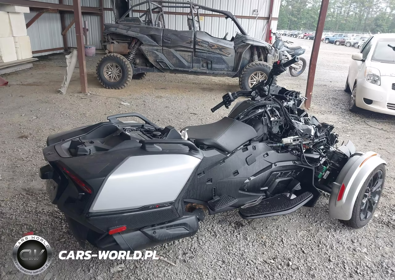 2024 Can-Am Spyder Roadster Rt-Rt Limited VIN:2BXNBDD21RV000070 - 4