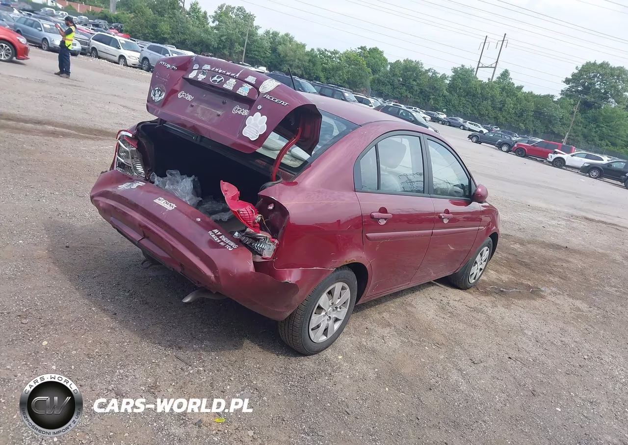 2010 Hyundai Accent Gls VIN:KMHCN4AC4AU487370 - 4