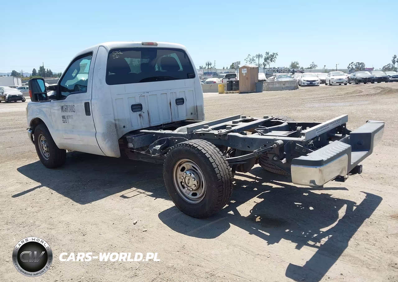 2012 Ford Super Duty F-250 Srw Xl VIN:1FTBF2A64CEA70338 - 3