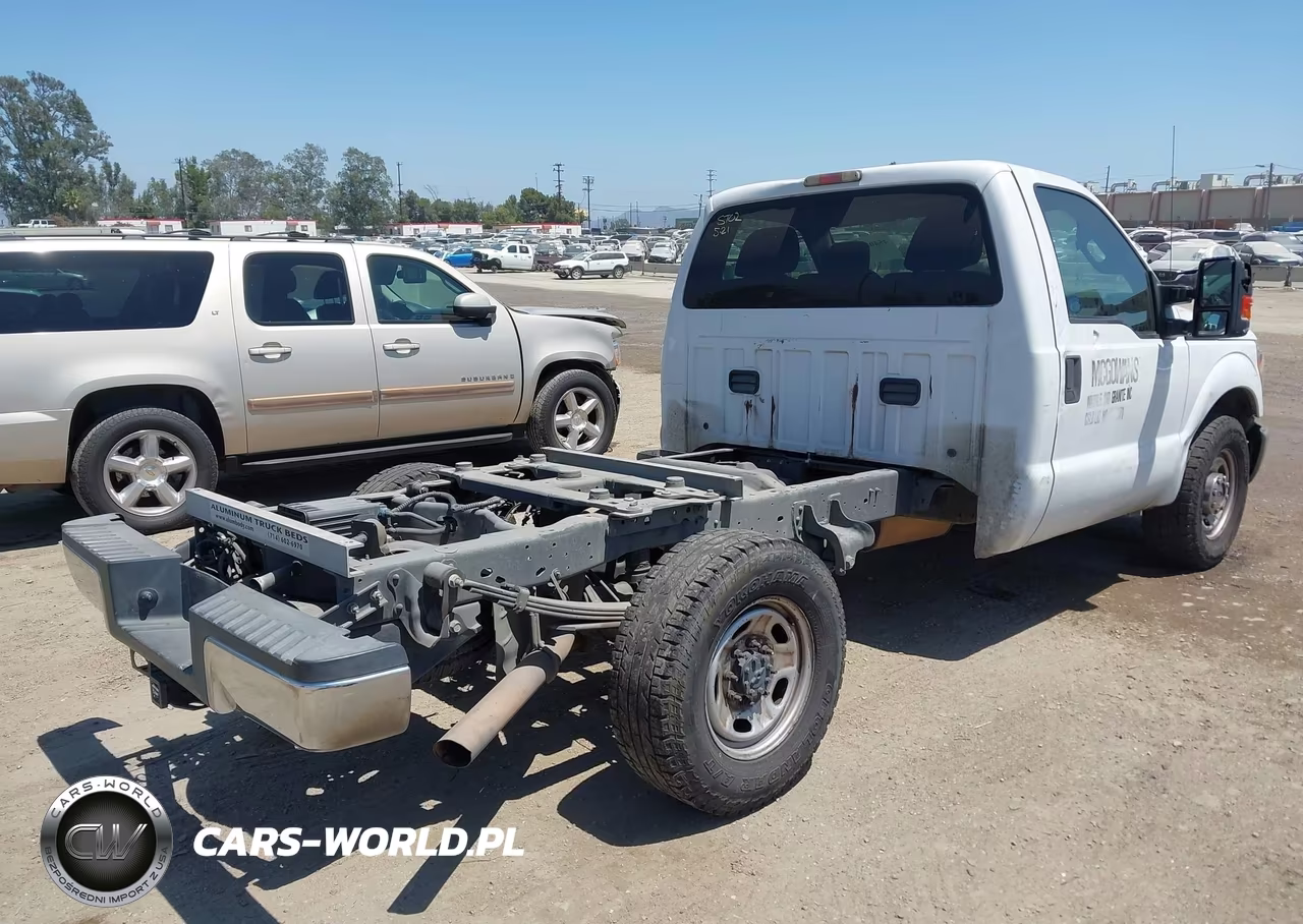 2012 Ford Super Duty F-250 Srw Xl VIN:1FTBF2A64CEA70338 - 4