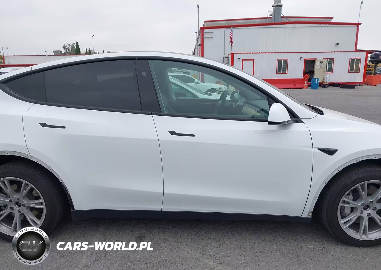 2023 Tesla Model Y Awd-Long Range Dual Motor All-Wheel Drive VIN:7SAYGAEEXPF942015 - 14