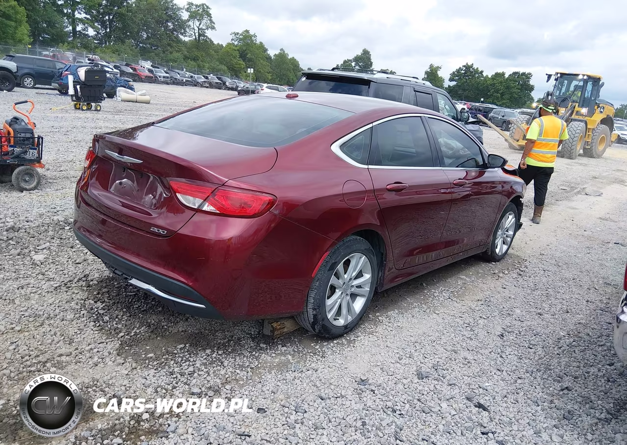 2015 Chrysler 200 Limited VIN:1C3CCCAB2FN563265 - 4