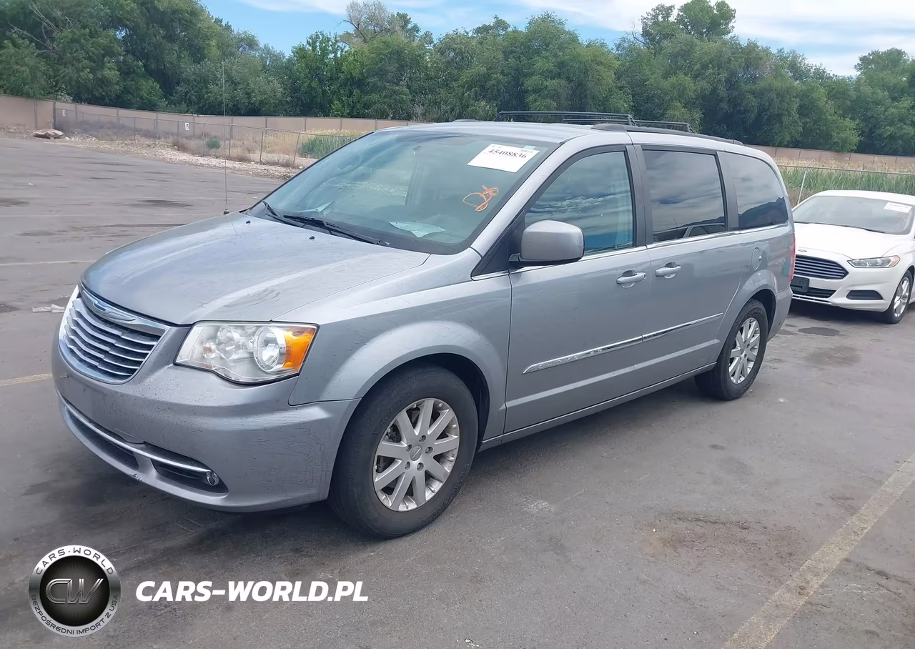 2015 Chrysler Town & Country Touring VIN:2C4RC1BG2FR552130 - 2