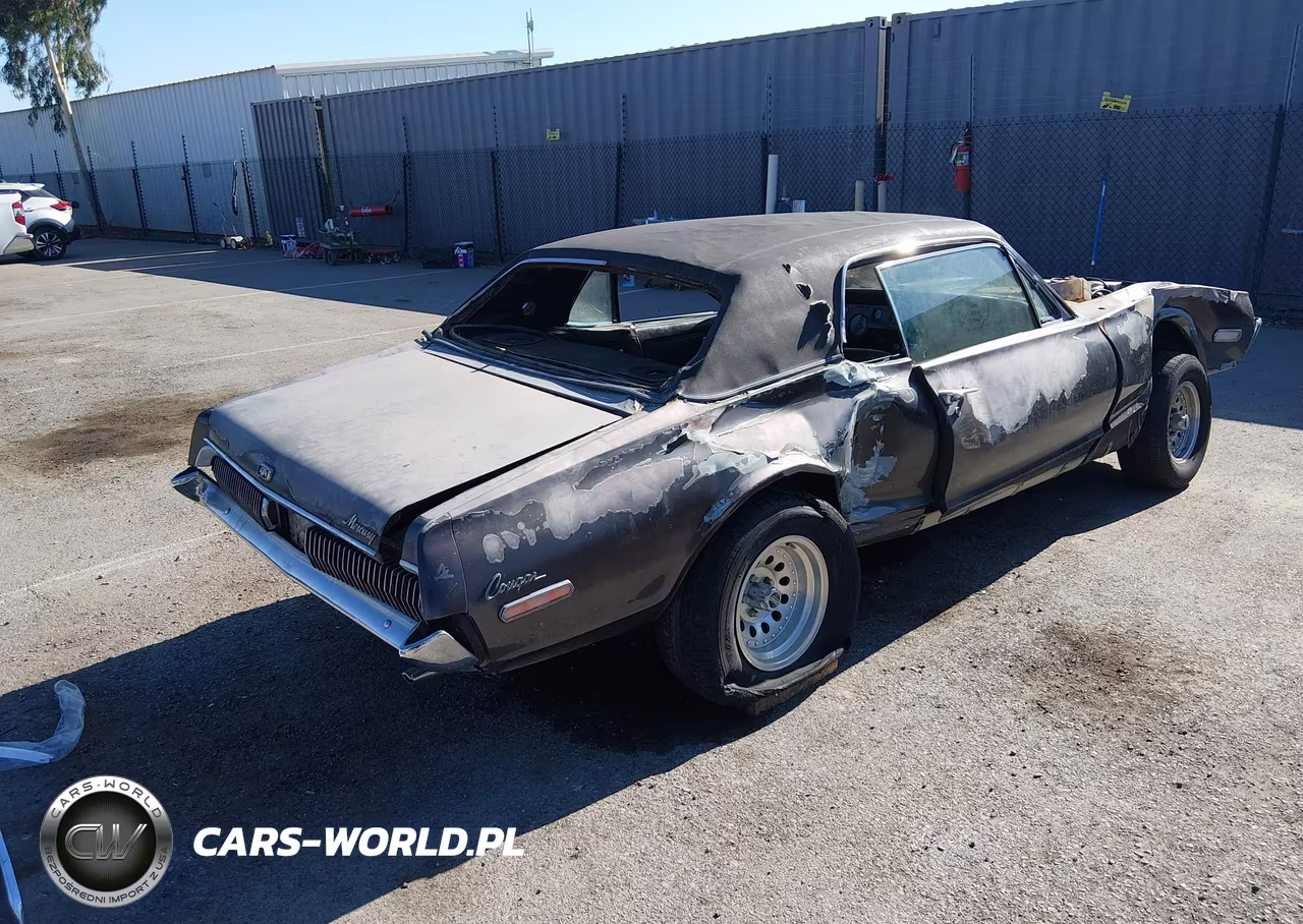 1968 Mercury Cougar VIN:8F93F522051 - 4