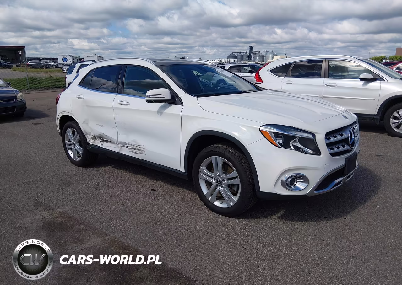 2018 Mercedes-Benz Gla 250 4Matic – zdjęcie 1 z 16