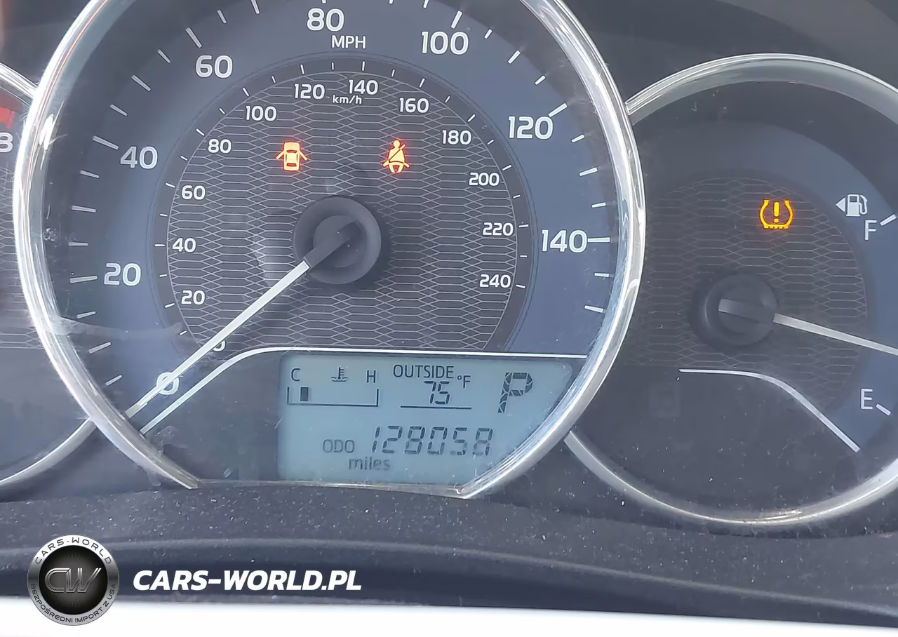 2016 Toyota Corolla Le Plus VIN:2T1BURHE2GC671574 - 15