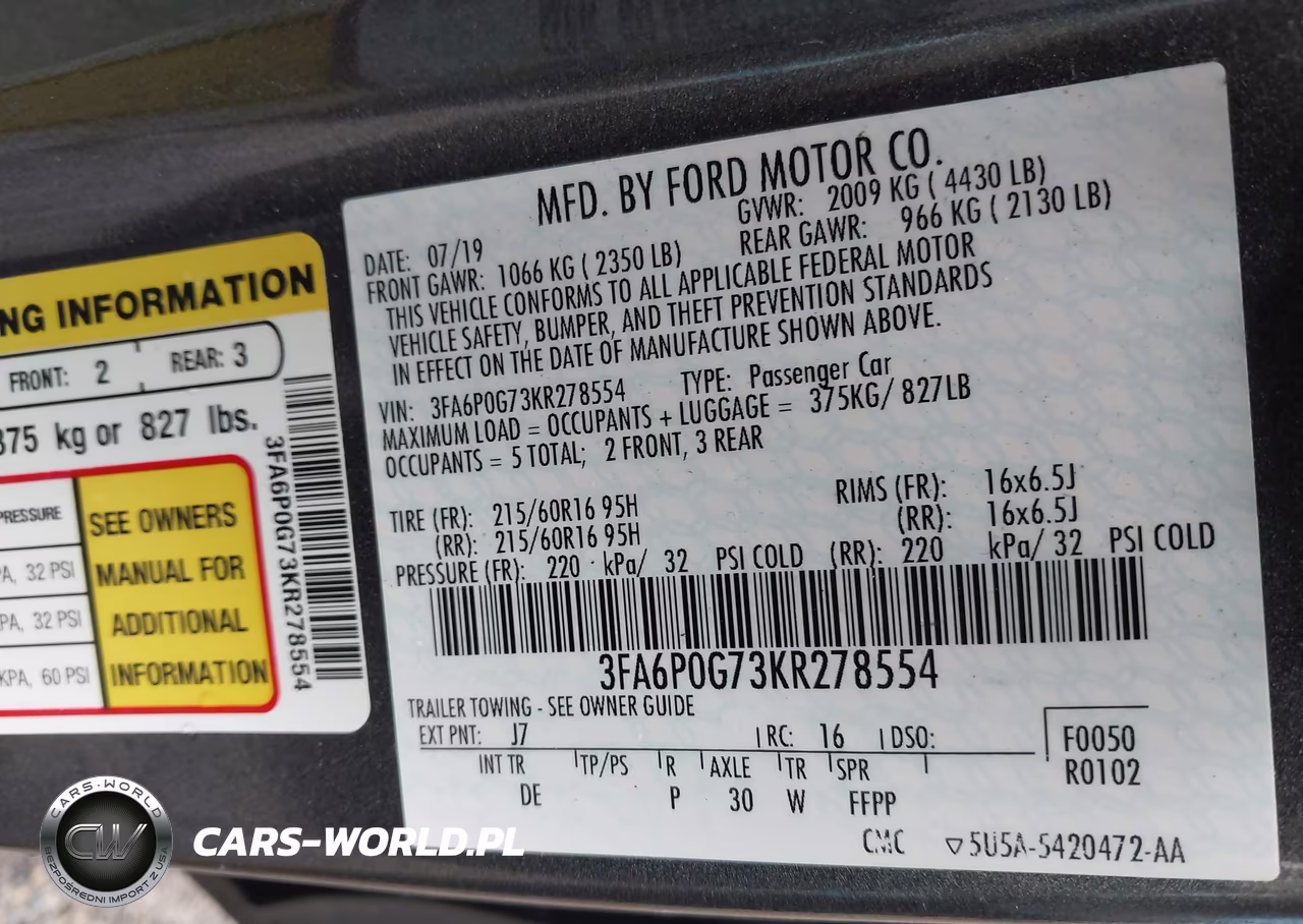 2019 Ford Fusion S VIN:3FA6P0G73KR278554 - 9