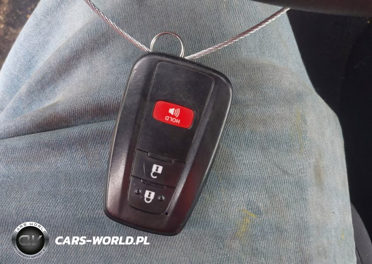 2021 Toyota Prius Le Awd-E VIN:JTDL9MFU7M3025714 - 11