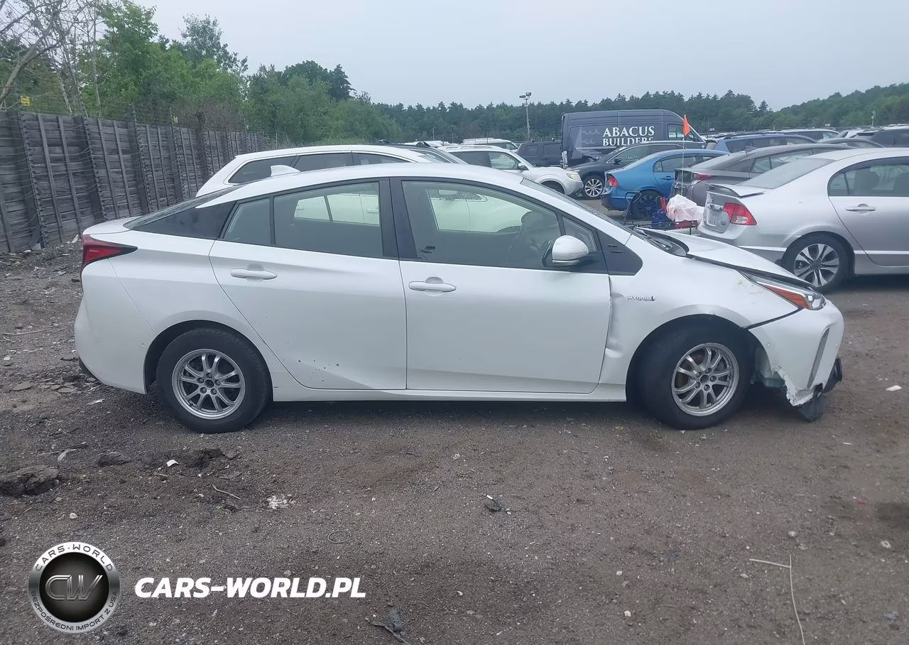 2021 Toyota Prius Le Awd-E VIN:JTDL9MFU7M3025714 - 13
