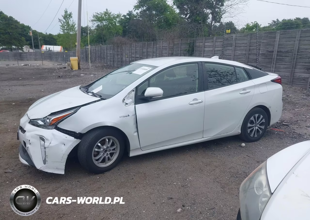 2021 Toyota Prius Le Awd-E VIN:JTDL9MFU7M3025714 - 14