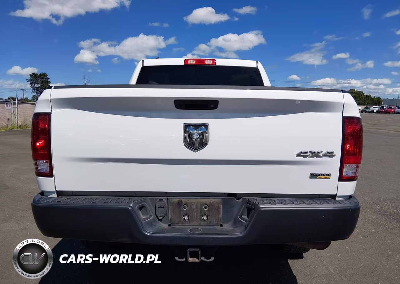 2018 Ram 1500 Tradesman 4X4 5'7 Box VIN:1C6RR7KG9JS300519 - 16