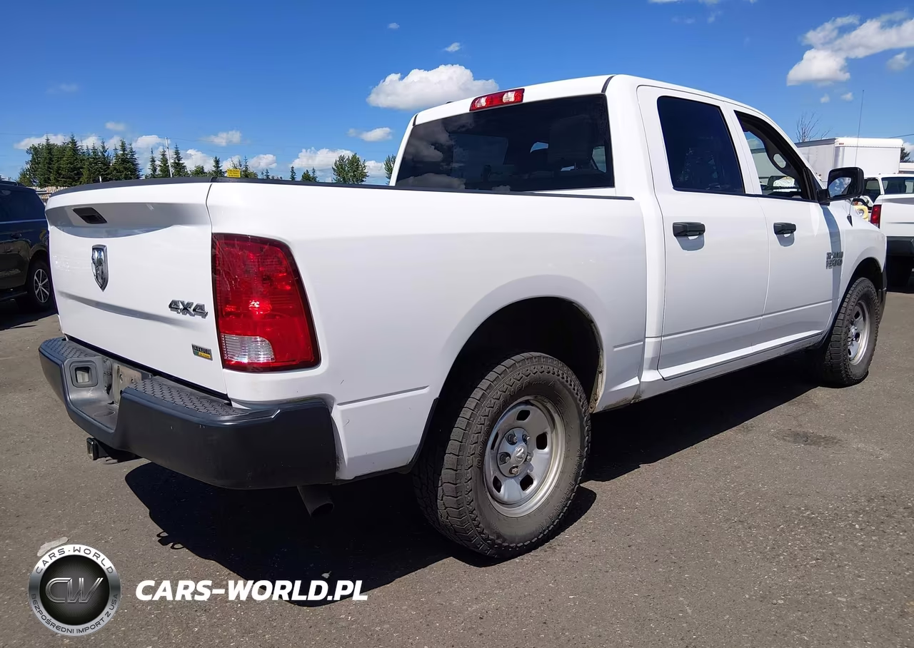 2018 Ram 1500 Tradesman 4X4 5'7 Box VIN:1C6RR7KG9JS300519 - 4