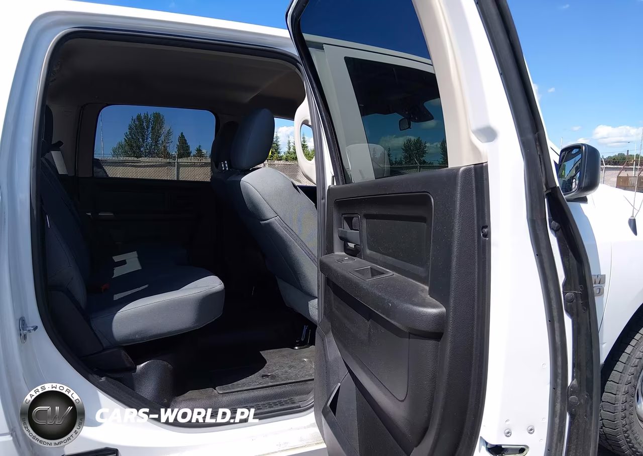 2018 Ram 1500 Tradesman 4X4 5'7 Box VIN:1C6RR7KG9JS300519 - 8