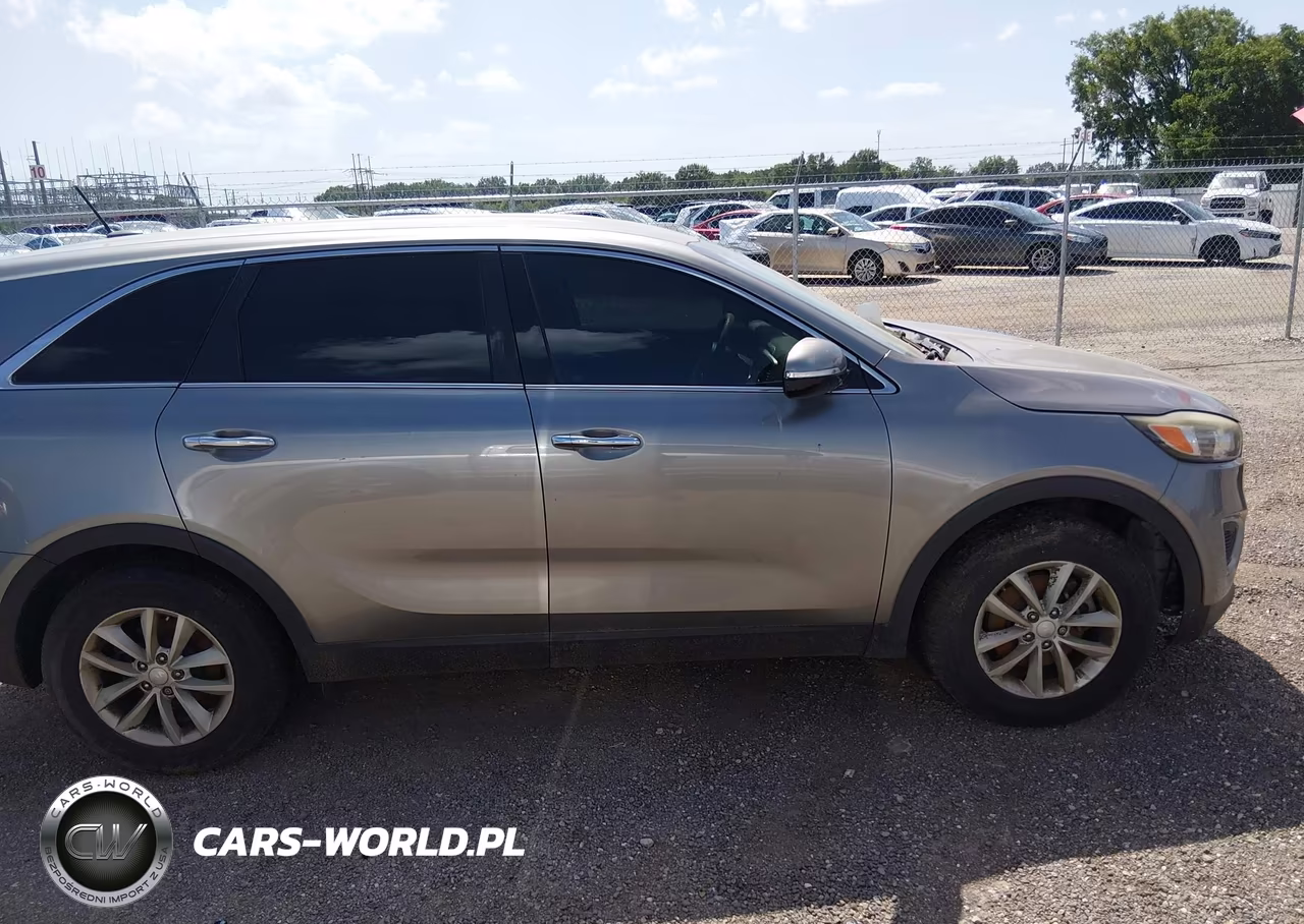 2018 Kia Sorento 2.4L L VIN:5XYPG4A36JG383738 - 13